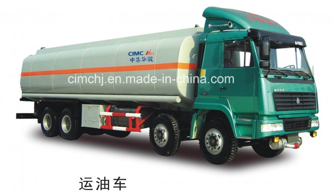 Sinotruck HOWO 8*4 Liquid Tanker Truck Image1