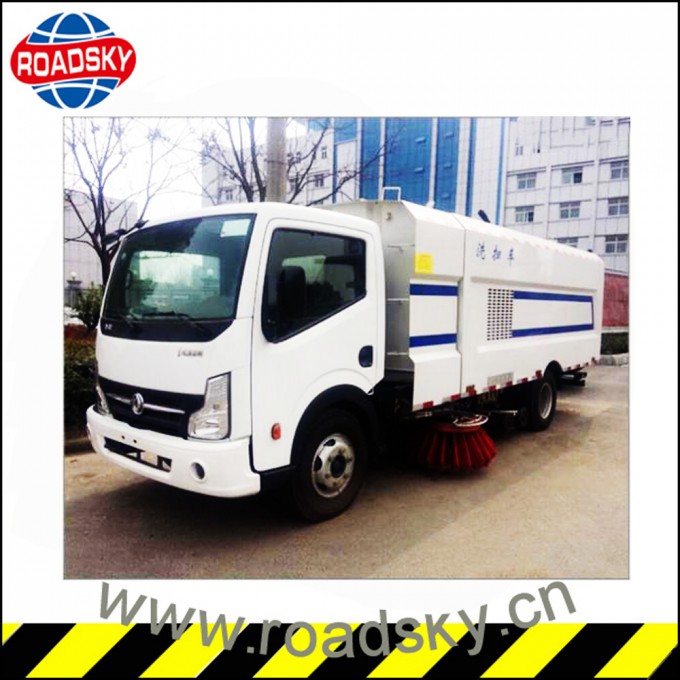 Road Washing Clean Vehicle Water Tanker Sweeping Truck Image1