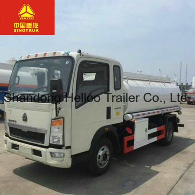 Sinotruk HOWO 4*2 15000L Fuel Oil Tanker Truck Image1