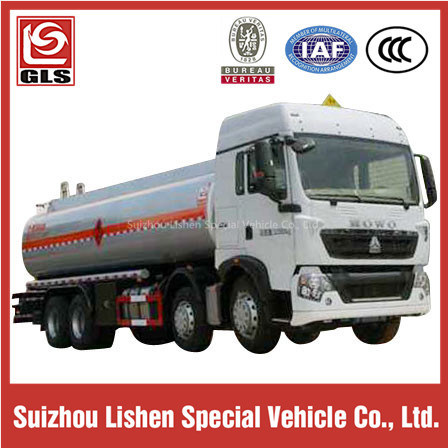 8X4 HOWO Oil Tanker Truck 26000L Image1
