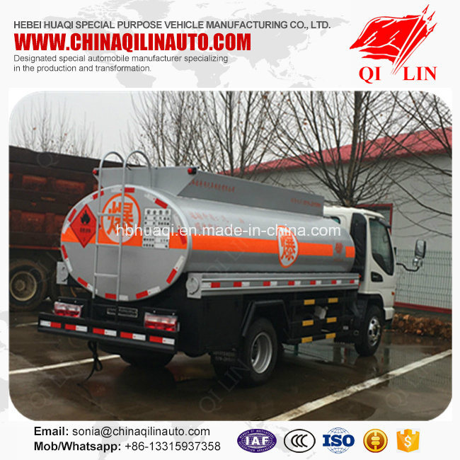 2 Axles Tanker Truck for Gasoline Refilling Image1
