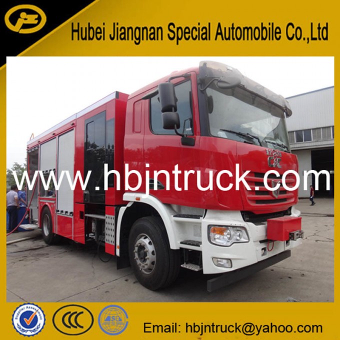 New Designed Water and Foam Tanker Fire Truck Image1