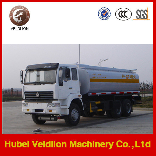 HOWO 6X4 Heavy Fuel Tanker Truck Image1
