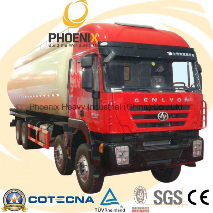 310HP 8X4 Iveco Oil Tanker Truck with Hongyan Chassis Image1