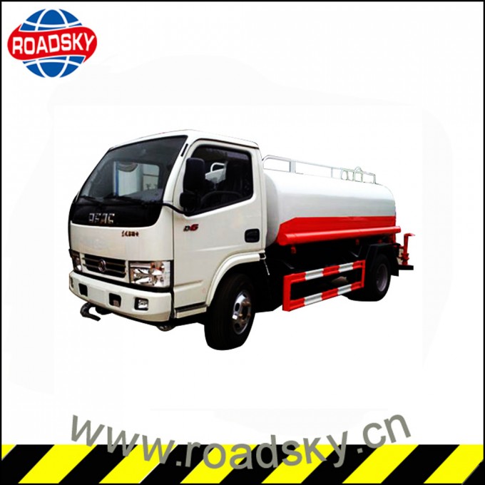 High Pressure Small Water Sprinkling Tanker Truck Image1