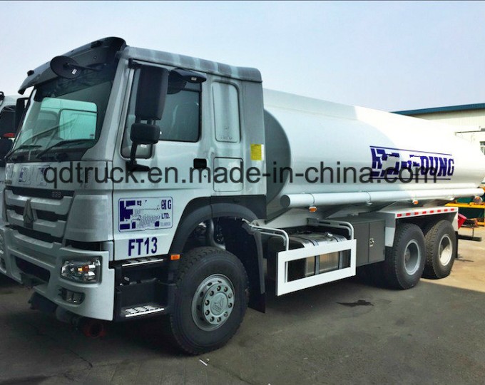 China Oil Tank truck, HOWO 15000L-20000L 6*4 Oil Tanker Truck Image1
