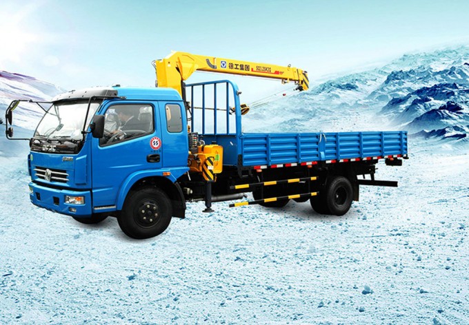 2018 Hot Sale Truck Mounted Crane Image1