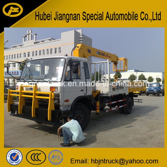 Dongfeng 4 X 4 Truck Mounted Crane Image1
