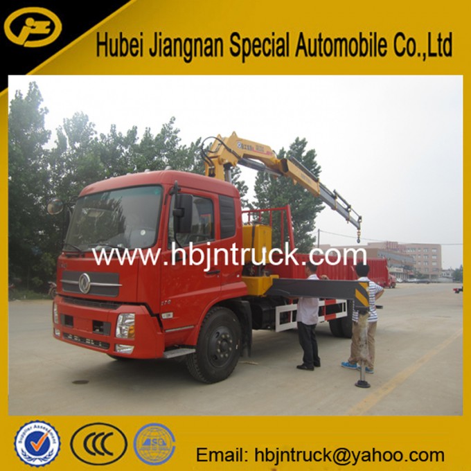 Dongfeng 6.3 Ton Truck Mounted Crane Image1