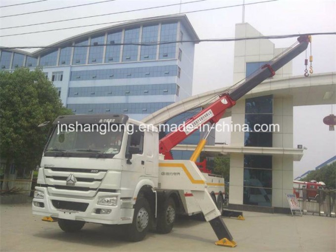 HOWO 8X4 40 Ton Heavy Recovery Road Tow Wrecker Truck Image1