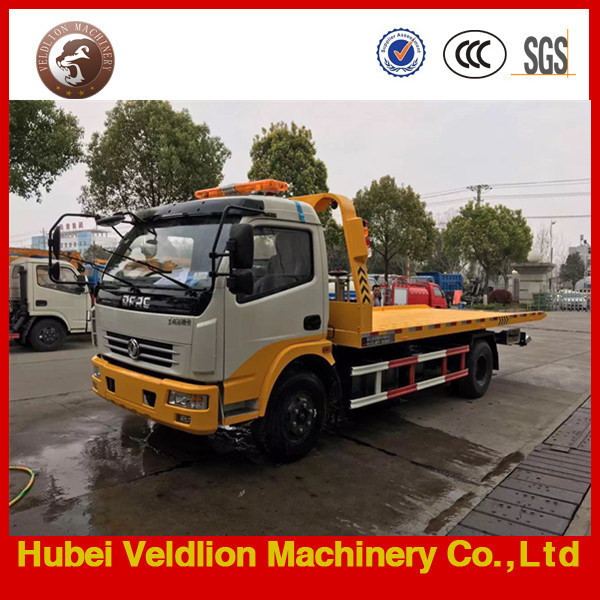 Dongfeng Light 3tons Wrecker Towing Truck Image1