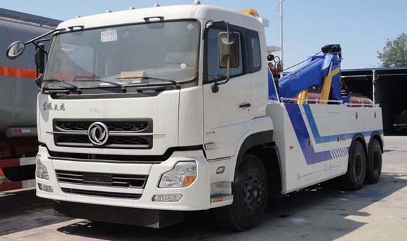 Hot Selling Rear Double Axles Wrecker Truck Image1