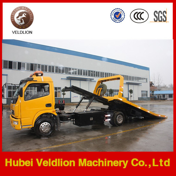 Dongfeng 4*2 3tons One Carry Two Flatbed Road Wrecker Truck for Sale Image1