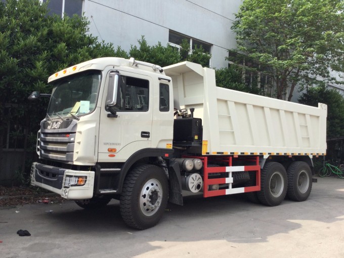JAC 6X4 Hfc3253 30t Dump Truck / Tipper Truck Image1