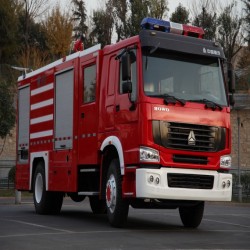 4*2 Water 7000L Fire Fighting Truck