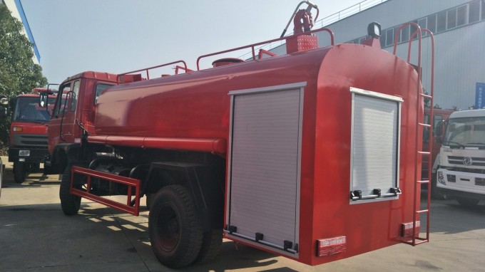 30000L Water Fire Fighting Truck Fire Engine Truck for Sale Image1
