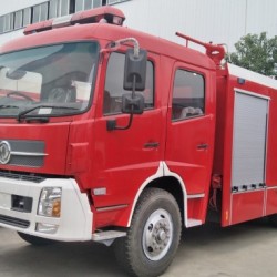 Dongfeng 4000L Water and 2000L Foam Fire Fighting Truck for Sale