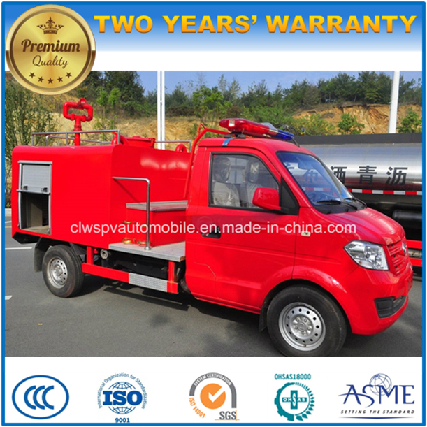 Dongfeng Mini 4X2 Water Fire Engine Truck 2000 L Fire Fighting Truck Image1
