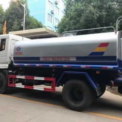 3000 Liters Water Truck Dongfeng 4X2 Water Tank Truck Mobile Water Truck for Sale