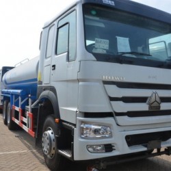 Sinotruk HOWO 4X2 5000L Water Transportation Tank Truck