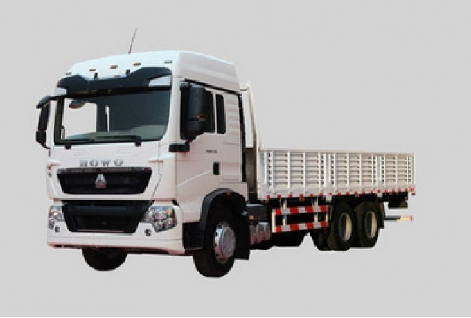 Arrival HOWO T5g 12000L Water Tank Truck for Sale Image1