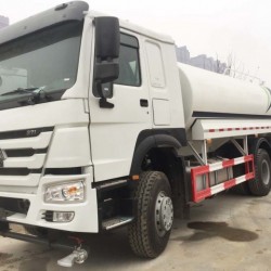 Sinotruk HOWO 6X4 20 M3 Water Tank Truck