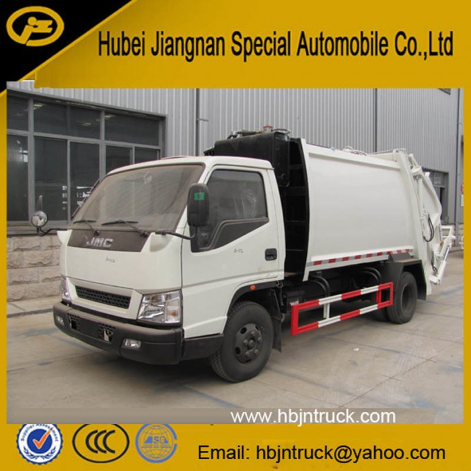 Jmc 5 Cbm Rear Loader Garbage Collection Truck Image1
