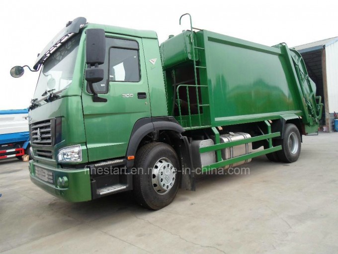 HOWO 16cbm Compressor Garbage Truck Image1