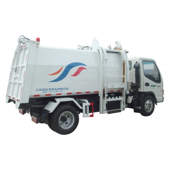 3T Compression Rear Loading Garbage Truck Image1