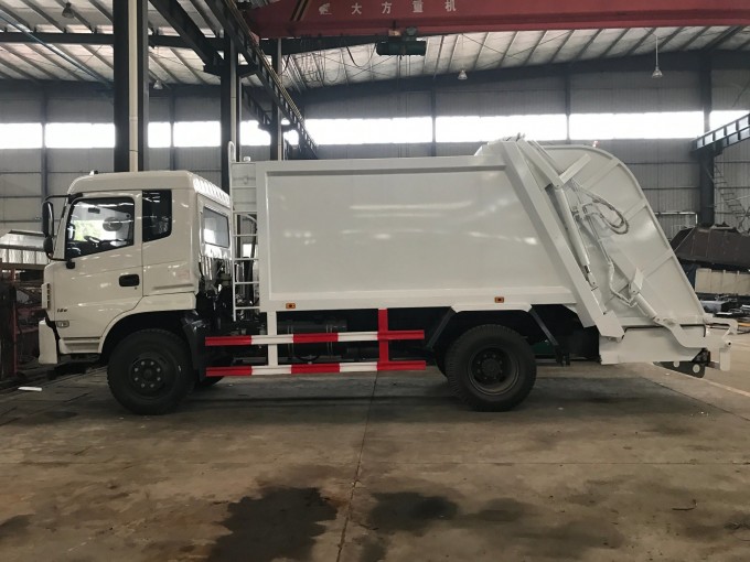 Heavy 4X2 Dongfeng 8tons Garbage Compression Compactor Truck Dustcart Truck Image1