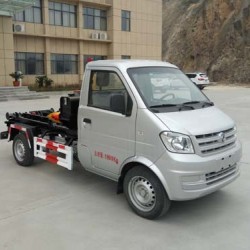 Dongfeng Carriage Removable Garbage Truck