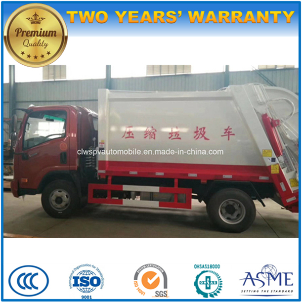 Sinotruck 4X2 5 Tons Compressed Garbage Truck Image1