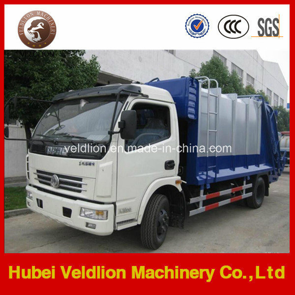 Dongfeng 4X2 4ton Mini Compactor Garbage Truck Image1
