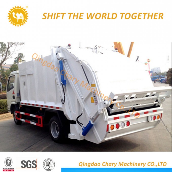 Sinotruk HOWO 10-18 M3 Garbage Truck (QDZ5161ZYSZH) Image1