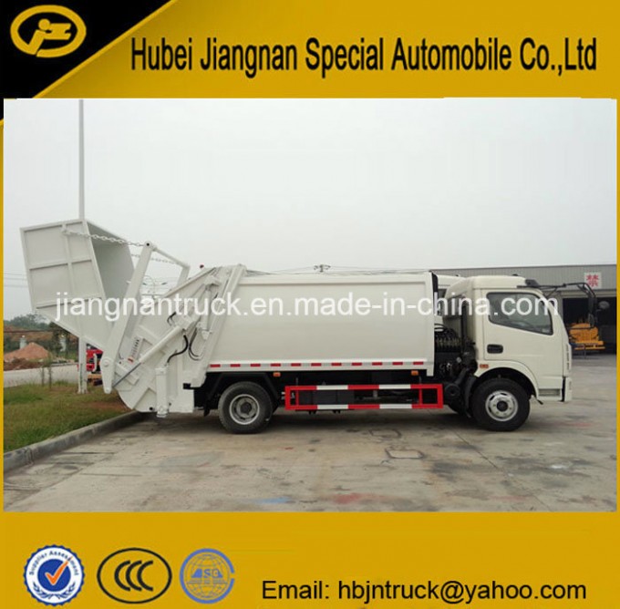 Dongfeng Small Garbage Truck with Compactor and Skip Multi Function Image1