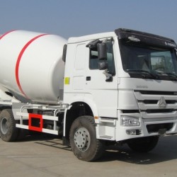 HOWO 6*4 8/9m3 Concrete Mixer / Mixer Truck
