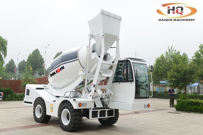 Haiqin Brand Self Loading Mobile Concrete Mixer Truck (HQ400) for Sale Image1
