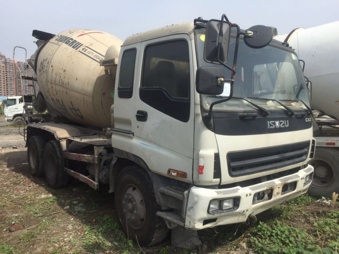 Used Concrete Truck Mixer 9m3, Isuzu, Fuso Mixer Image1