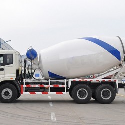 6-12m3 Concrete Mixer Truck with Zf Reduction Gears