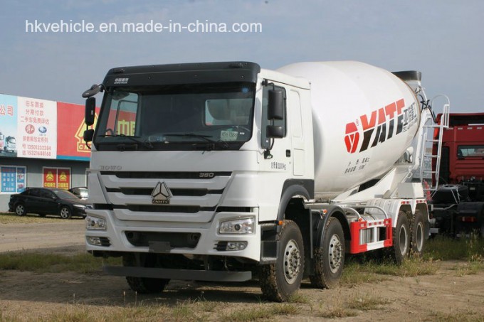 Low Price & High Quality HOWO 371HP Concrete Mixer Truck Image1
