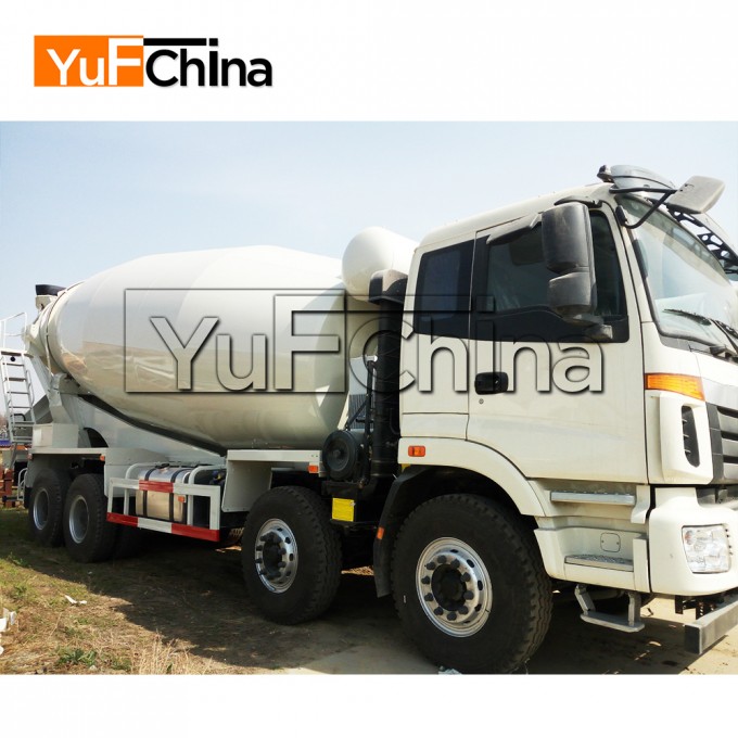 Low Price Concrete Mixer Truck for Transfering Mixed Concrete Image1