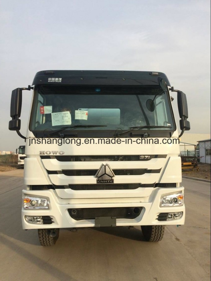 Sinotruk HOWO 6X4 8m3 Concrete Mixer Truck (ZZ1257N3641W) Image1