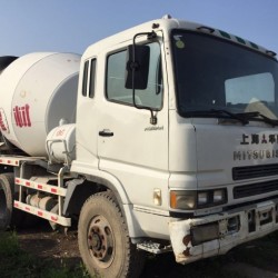 Used Mitsubishi Concrete Mixer Trucks, Fuso, Isuzu Mixer