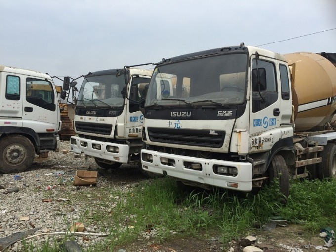 Used Isuzu Truck Concrete Mixer, Fuso Mixer for Whole Sale! Image1