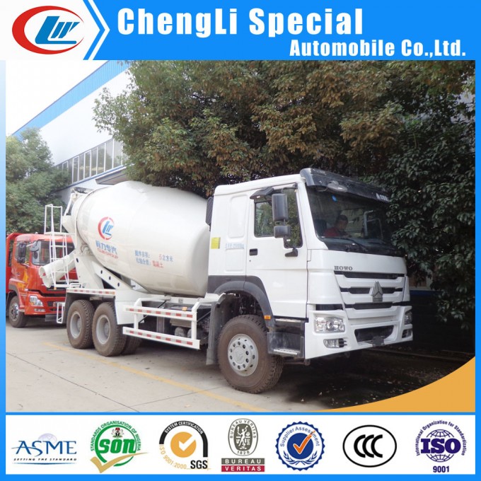 Sinotruk HOWO 6cbm 8cbm Concrete Cement Mixer Truck 8m3 Image1