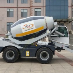 Haiqin Brand Self-Loading Mobile Concrete Mixer (HQ4.0) with 300 Degree Rotation