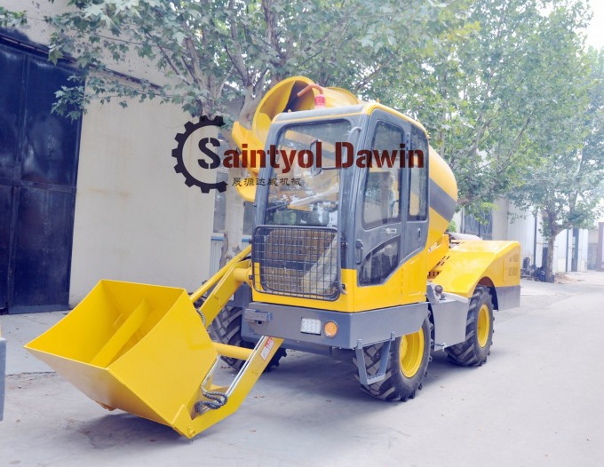 1.5m3 Mini Self Loading Concrete Mixer Truck with 4 Wheel Drive and 3.5m3 Wet Concrete Output Image1
