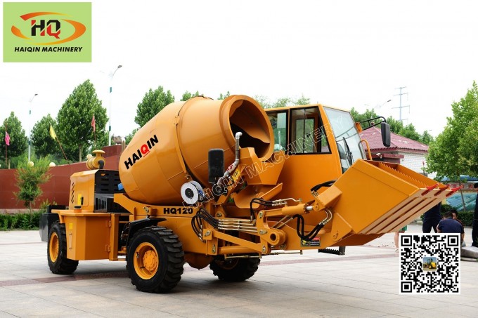 Fiori Italy Brand Mobile Concrete Mixer (HQ120) with Self-Loading Fuction Image1