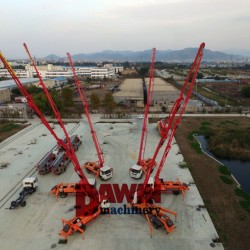 China Manufacturers Heavy Spider Boom Concrete Placing Pump Truck