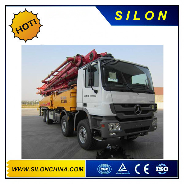 52m Boom Concrete Pump Truck with Benz Chassis Image1